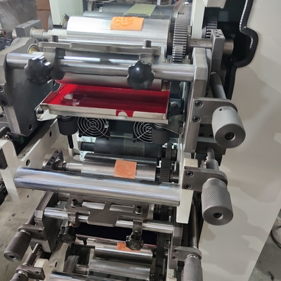 250mm Uzunluk 180mm Genişlik Yüksek Hızlı Fleksiyon Baskı Makinesi 5-60m/min Hız 0.15mm Doğruluk