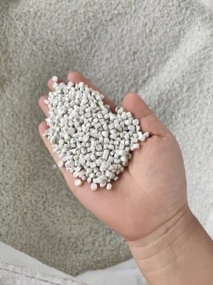 PE Film Ekstruder Makinesi Atık PVC Boru PP Torba PET Şişe Plastik Geri Dönüşüm Makinası