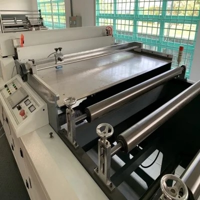 220V Otomatik Kağıt Rulodan Sac Kesme Makinesine