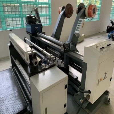 220V Otomatik Kağıt Rulodan Sac Kesme Makinesine
