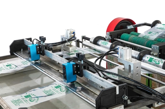 Otomatik PVC ve PE Ark Torba Üretim Makinesi#120*2 adet/dak Hız#100-450mm Torba genişliği#10-100um Malzeme kalınlığı