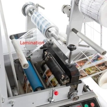 UV Vernik Laminasyonlu Kağıt Film Etiketleri için Yüksek Hızlı Flekso Etiket Yazıcısı, 1-8 Renkli Flekso Etiket Baskı Makinesi
